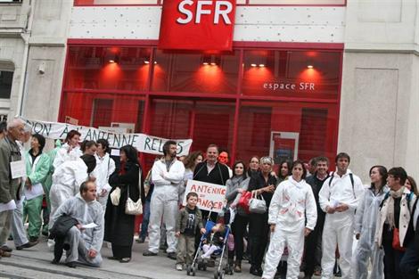 111216220529918_50_000_apx_470_