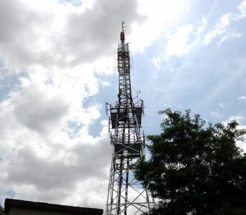 pilonne_auto_porté_antenne_relais